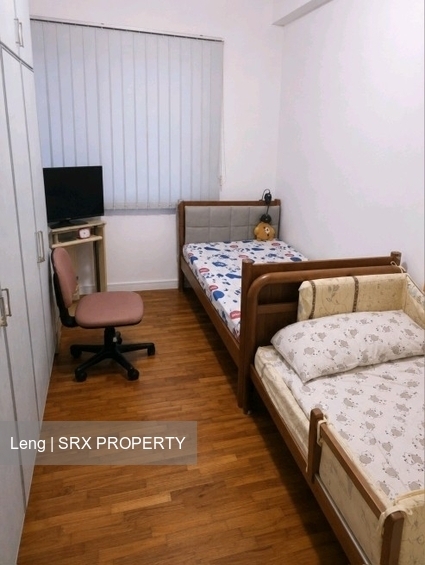Stratford Court (D16), Condominium #558585181